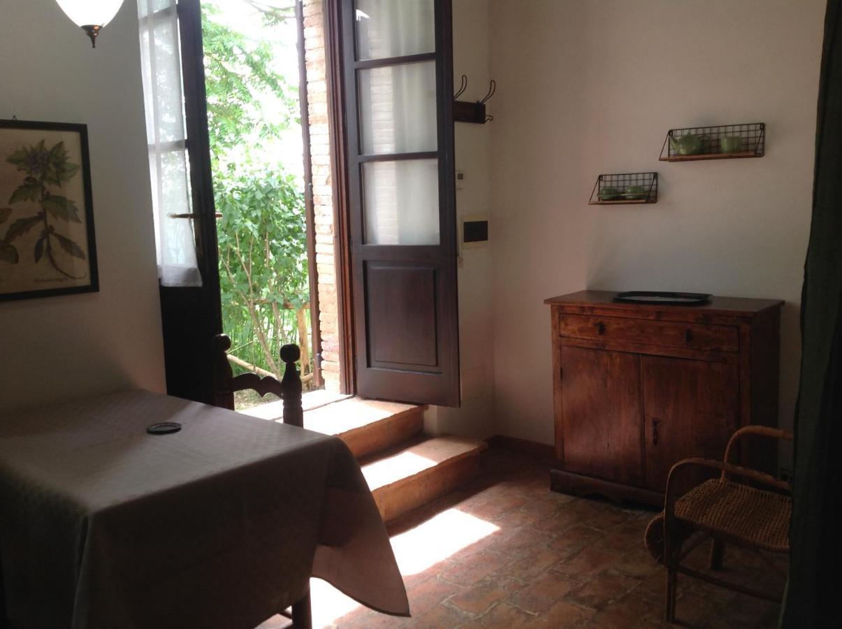 Agriturismo Podere Luchiano Амелиа Экстерьер фото