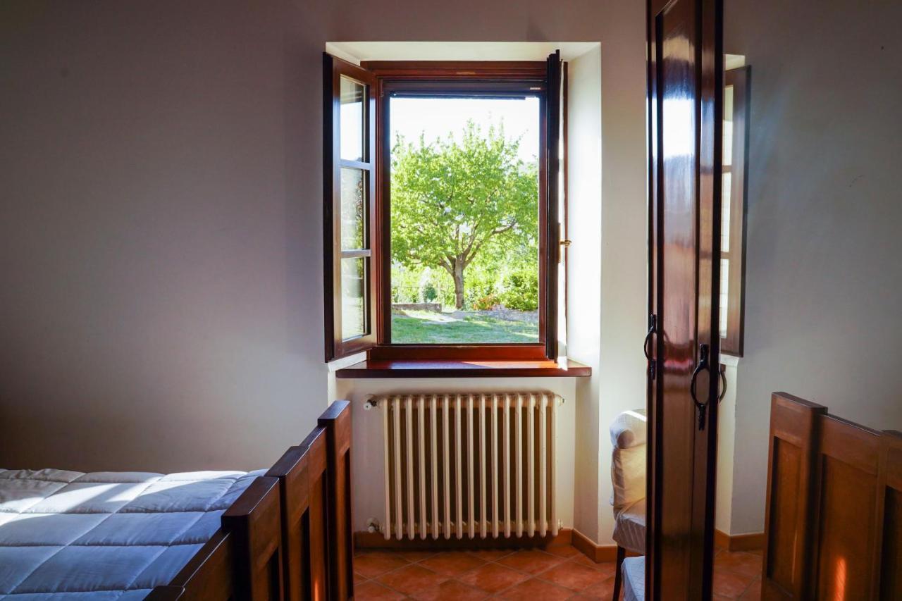 Agriturismo Podere Luchiano Амелиа Экстерьер фото